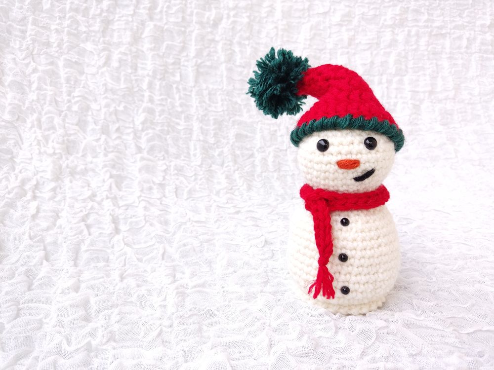 Snowman Christmas Ornaments - Amigurumi Pattern